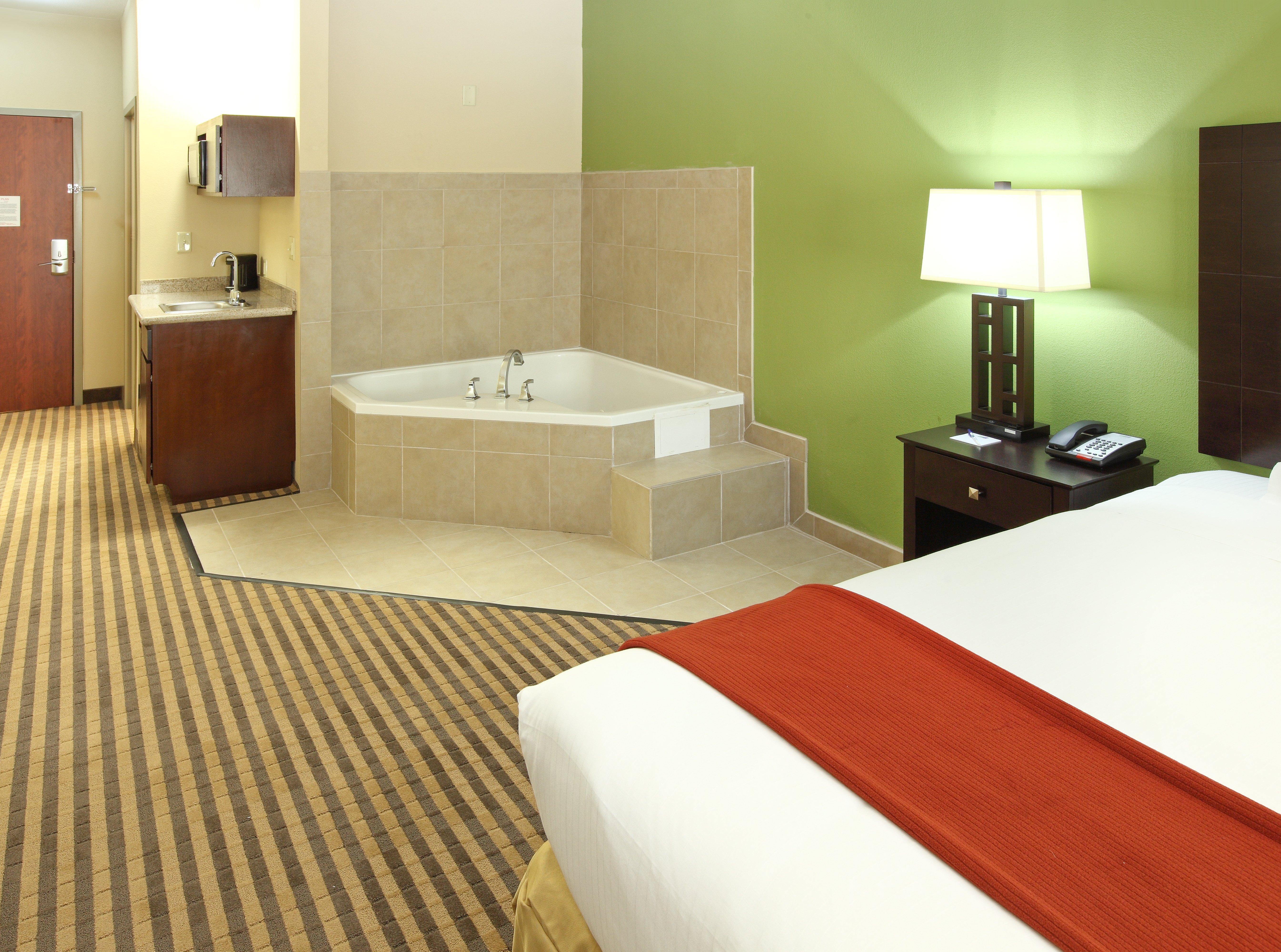 Express & By Ihg Hotel 2*