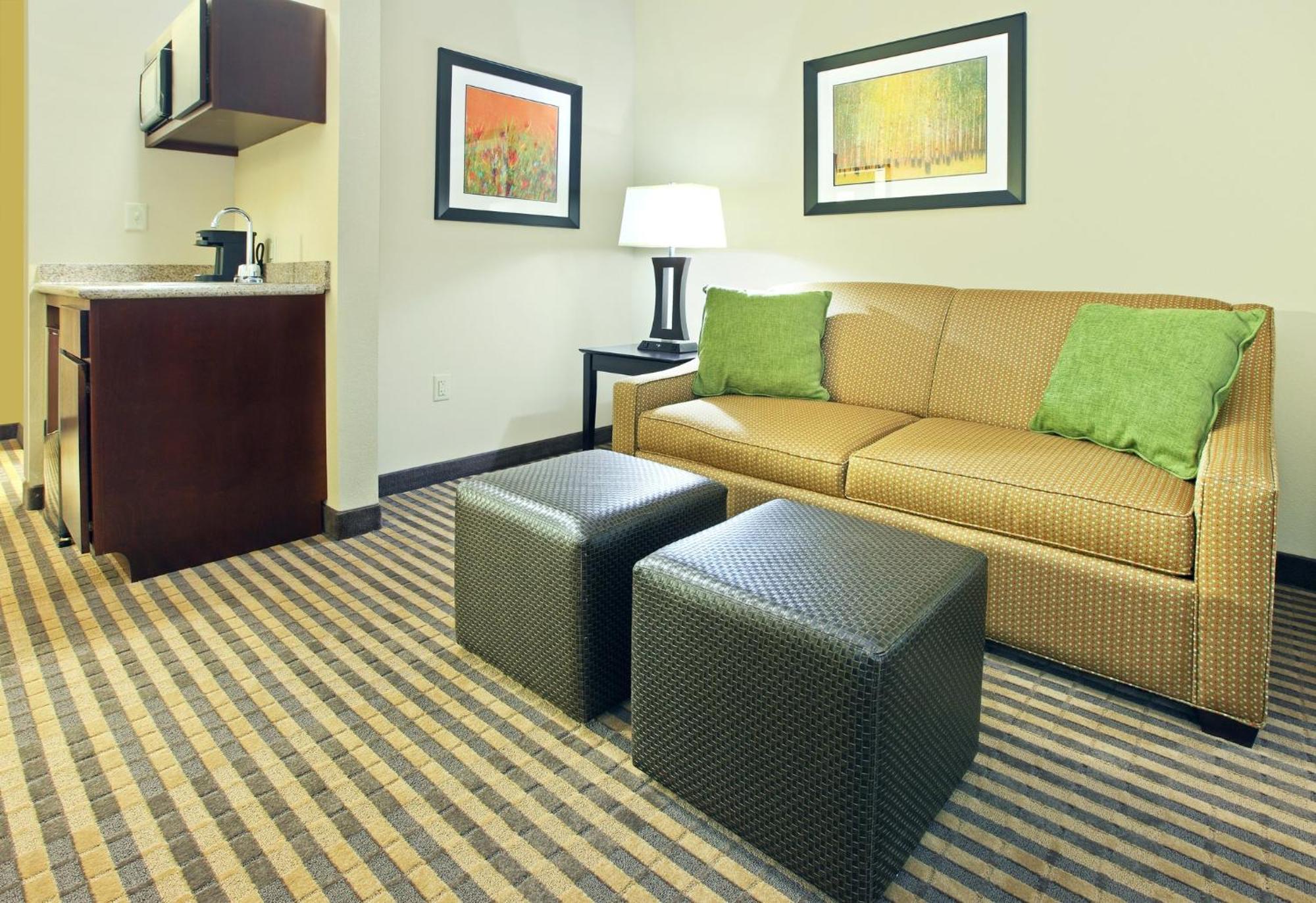 Express & By Ihg Hotel 2*