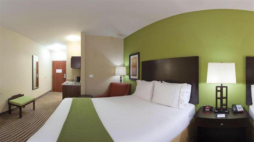 Express & By Ihg Hotel