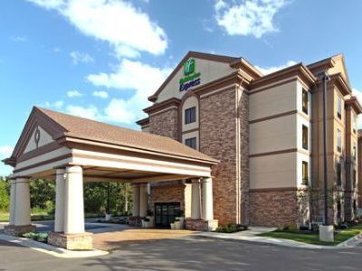 Hotel Express & By Ihg 2*